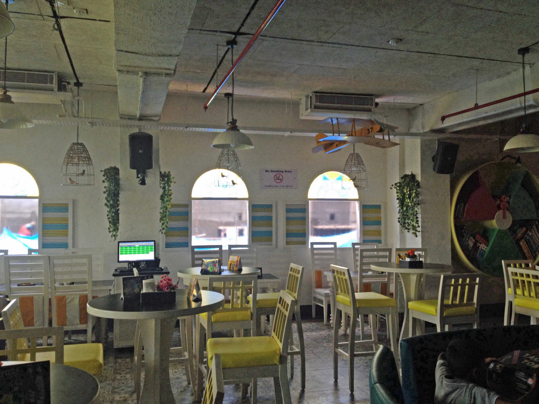 Hoppipola in Kalyan Nagar, Bangalore Bar and Pub VenueMonk