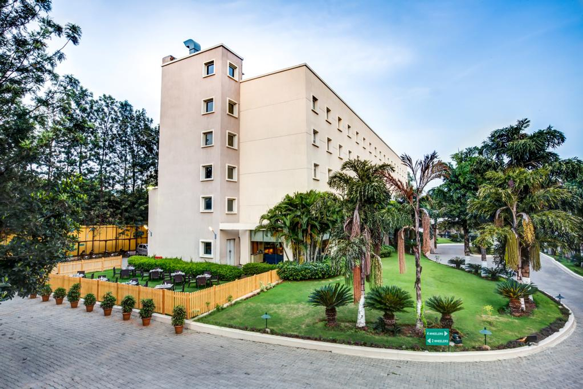 Radha Hometel In Whitefield Bangalore Banquet Hall VenueMonk radha-hometel-in-whitefield-bangalore-banquet-hall-venuemonk