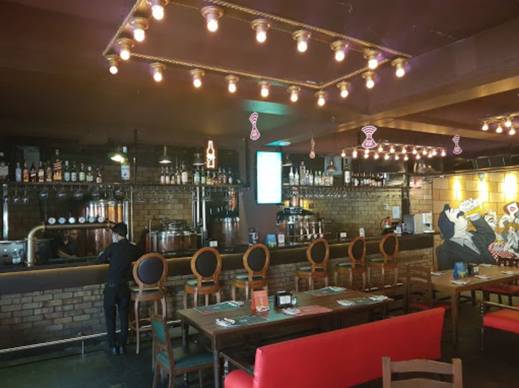 The Biere Club in Ashok Nagar, Bangalore Bar and Pub VenueMonk