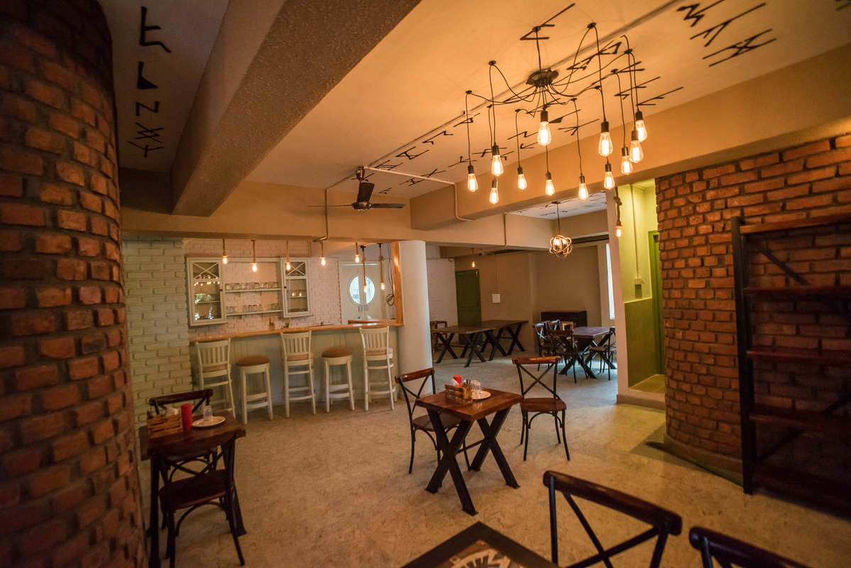 The Hobbit Cafe in Koramangala, Bangalore Restaurant VenueMonk