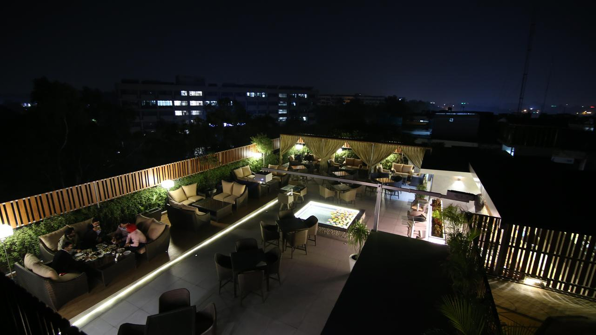 Hotel City Heart Premium in Sector 17 Chandigarh, Chandigarh Hotel City Heart Premium in Sector 17 Chandigarh, Chandigarh