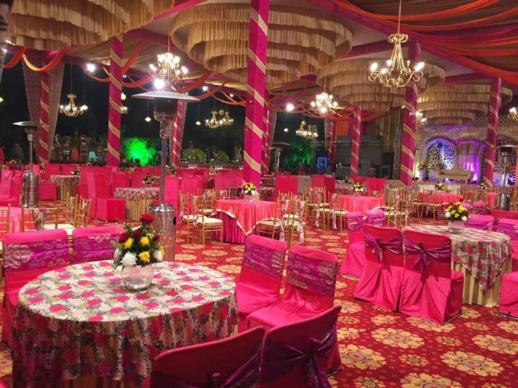 Sunshine Gardens in Zirakpur, Chandigarh Banquet With Lawn VenueMonk