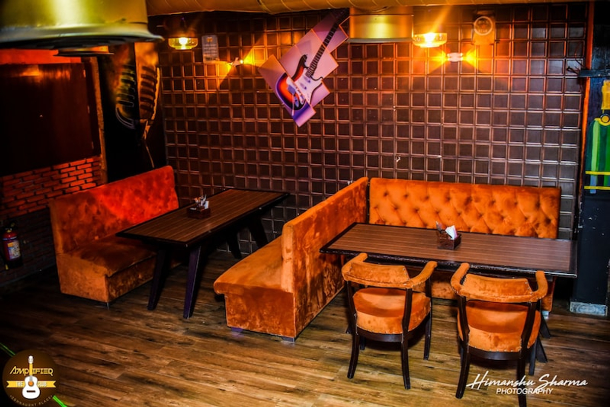 Amplifier The Club in Connaught Place, Delhi Bar and Pub VenueMonk