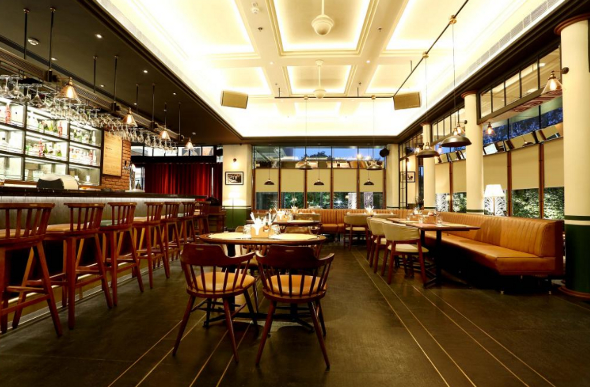 Delhi Club House in R K Puram, Delhi Bar and Pub VenueMonk