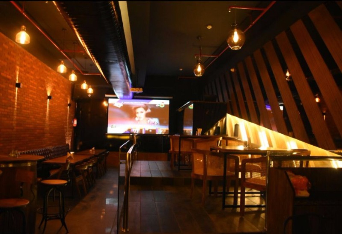 Las Vegas Lounge in Karkardooma, Delhi Las Vegas Lounge in Karkardooma, Delhi