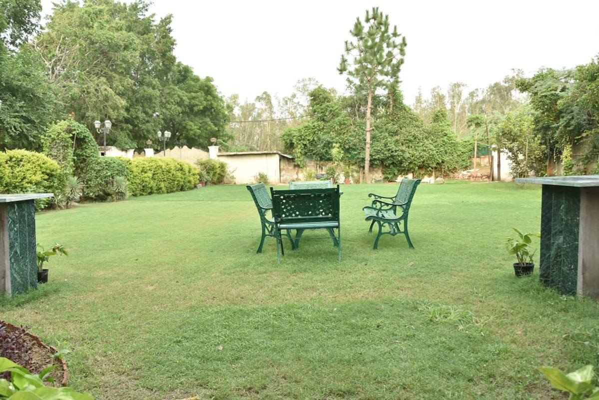 Manjeet Farm In Sainik Farms Delhi Farmhouse Venuemonk