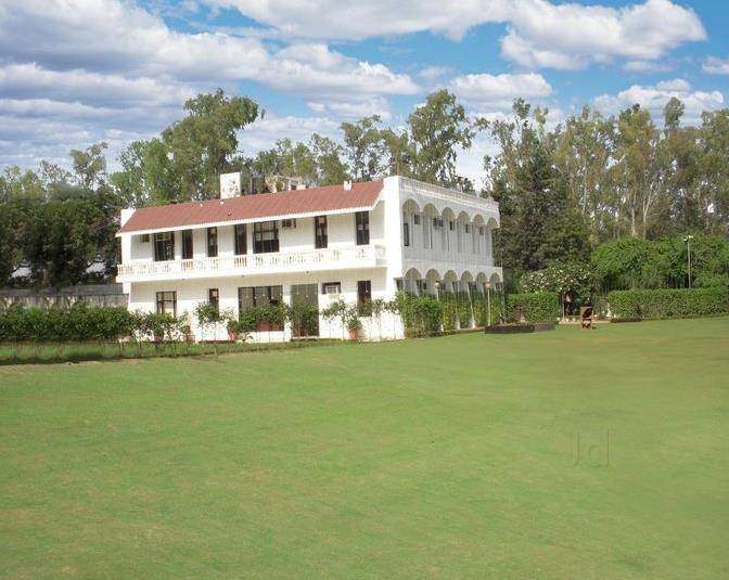 Rakesh Retreat