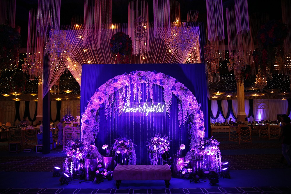 Shagun Farms by Ferns N Petals