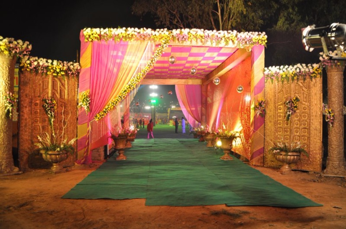 Basant Vatika in Mathura Road, Faridabad Basant Vatika in Mathura Road, Faridabad