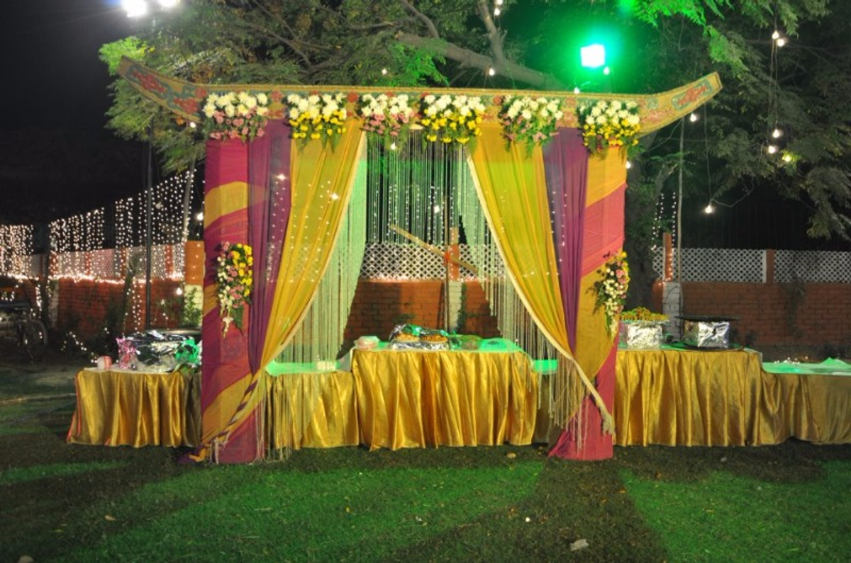 Basant Vatika in Mathura Road, Faridabad Basant Vatika in Mathura Road, Faridabad