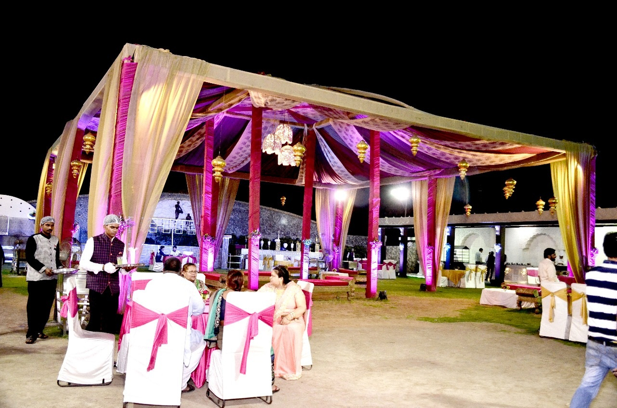 Hotel Kohinoor Palace in Sahibabad, Ghaziabad Hotel Kohinoor Palace in Sahibabad, Ghaziabad