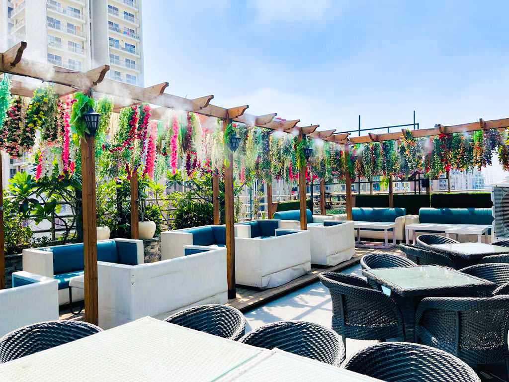 The Terrace Sky Bar And Lounge