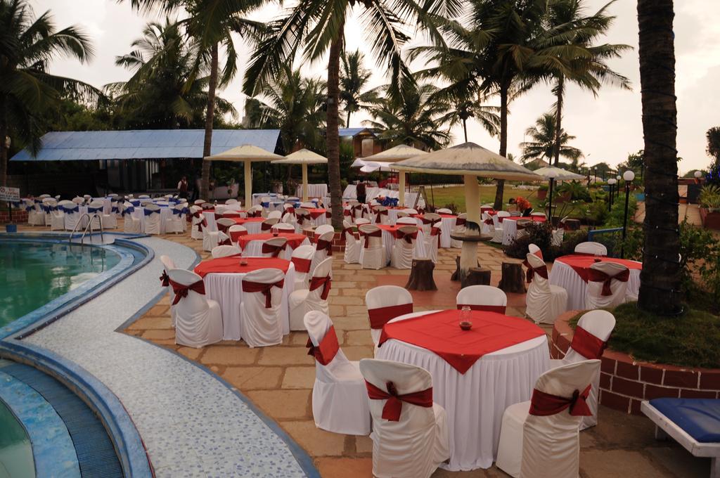 Paradise Village