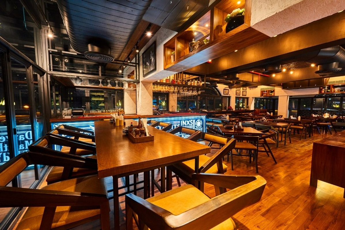AM PM Cafe Bar in DLF Phase 4, Gurgaon AM PM Cafe Bar in DLF Phase 4, Gurgaon