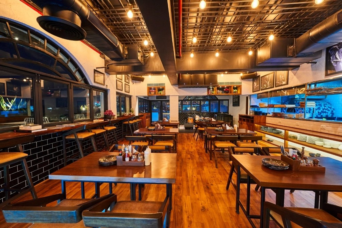 AM PM Cafe Bar in DLF Phase 4, Gurgaon AM PM Cafe Bar in DLF Phase 4, Gurgaon