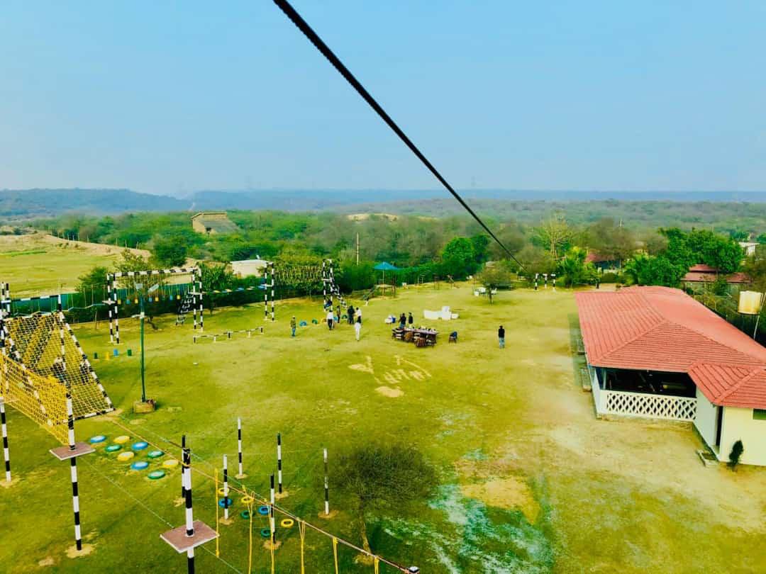 Apple Adventure Resort