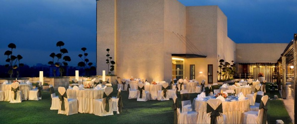Banquet Hotel Galaxy in Sector 15, Gurgaon Banquet Hotel Galaxy in Sector 15, Gurgaon