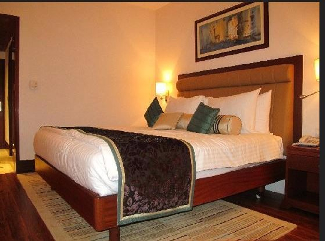 DLF City Club in DLF Phase 3, Gurgaon DLF City Club in DLF Phase 3, Gurgaon