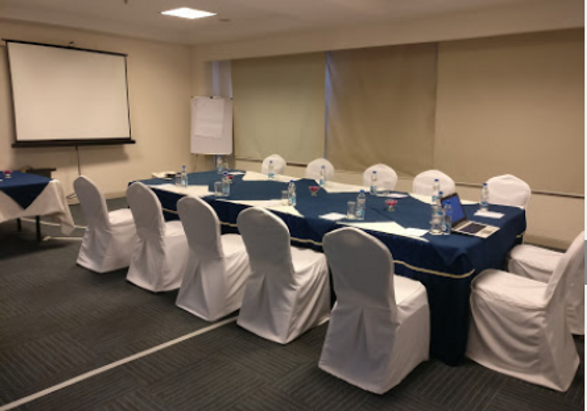 DLF City Club in DLF Phase 3, Gurgaon DLF City Club in DLF Phase 3, Gurgaon