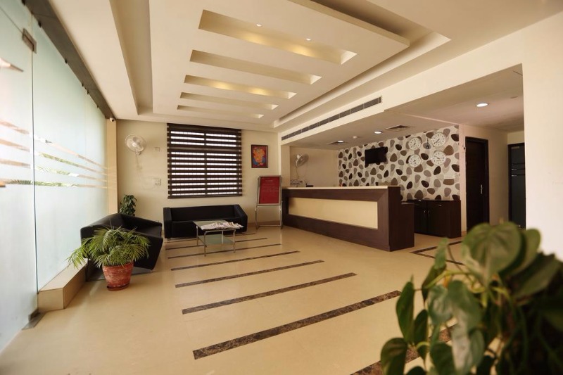 Hotel Prime Plaza in Sector 39, Gurgaon
