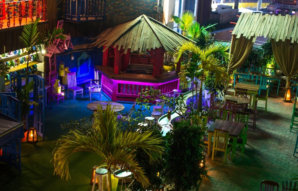 Imperfecto in DLF Cyber Hub, Gurgaon Imperfecto in DLF Cyber Hub, Gurgaon