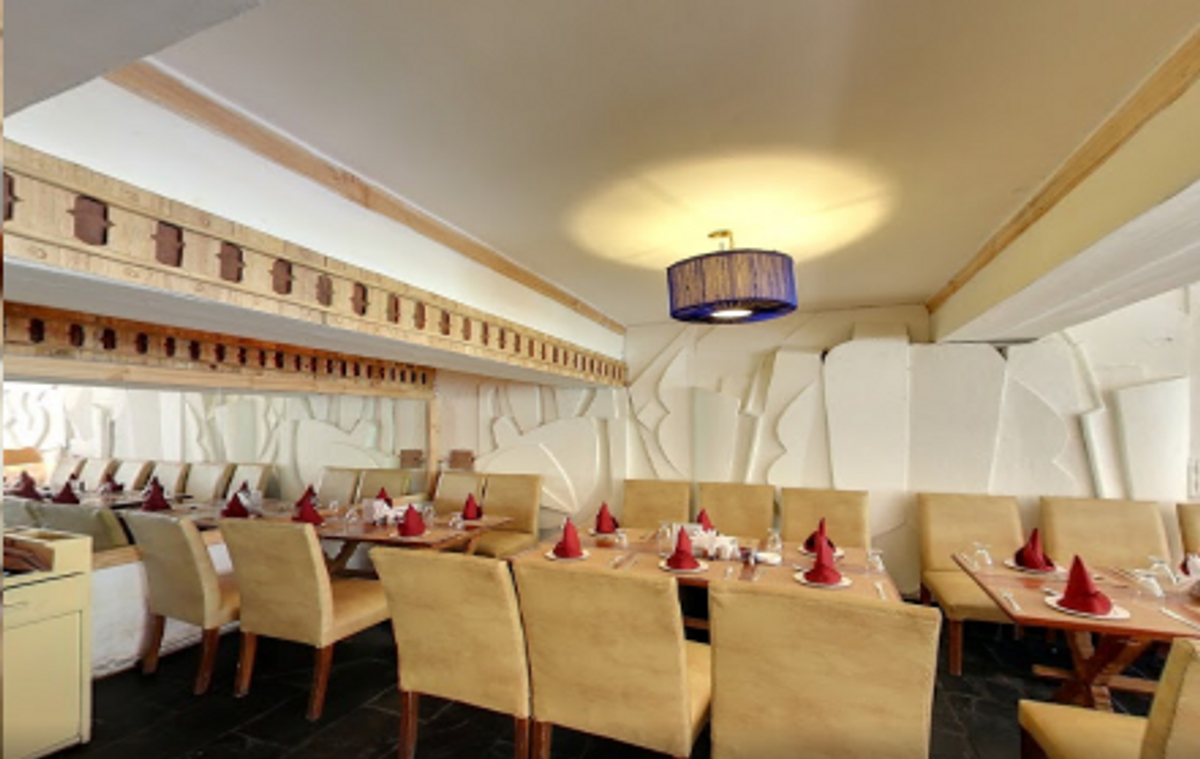 Moets Curry Pot in DLF Phase 2, Gurgaon Moets Curry Pot in DLF Phase 2, Gurgaon