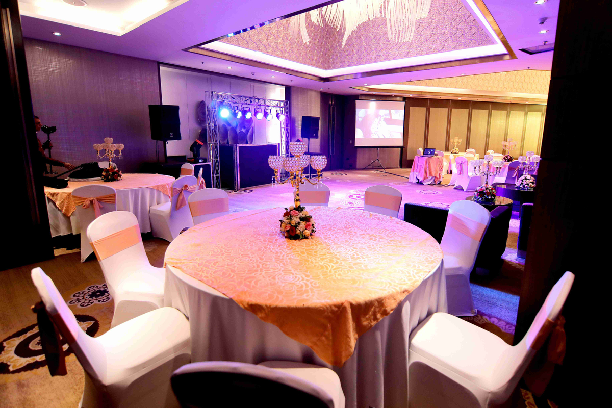 Courtyard By Marriott in Sushant Lok, Gurgaon Courtyard By Marriott in Sushant Lok, Gurgaon