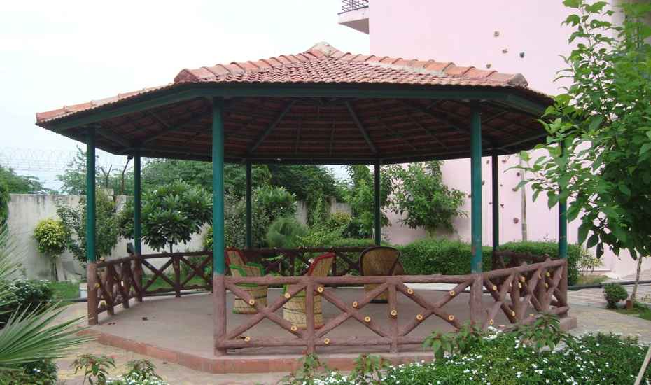 Nature Valley Resort