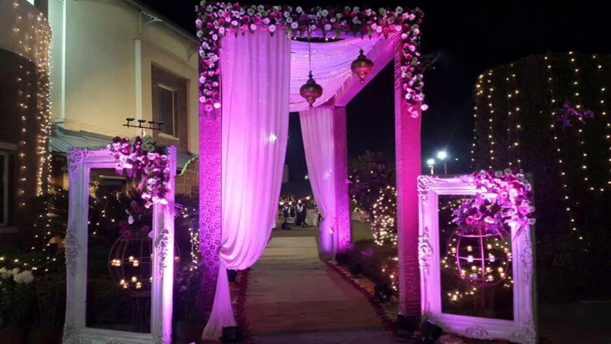 South Patio in Sohna Road, Gurgaon Banquet Hall VenueMonk