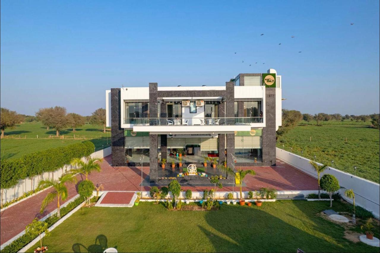 Iris Heavenz By Radha Rani Resort