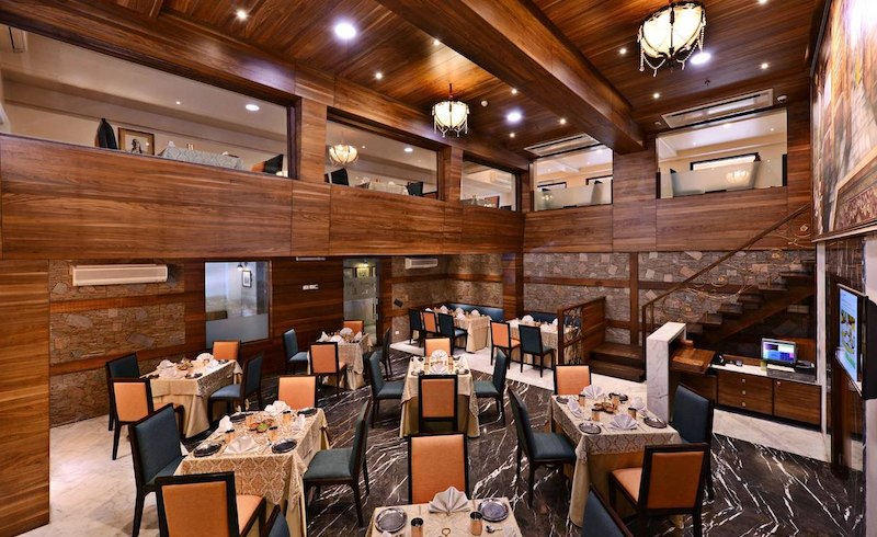 Leisure Inn Grand Chanakya