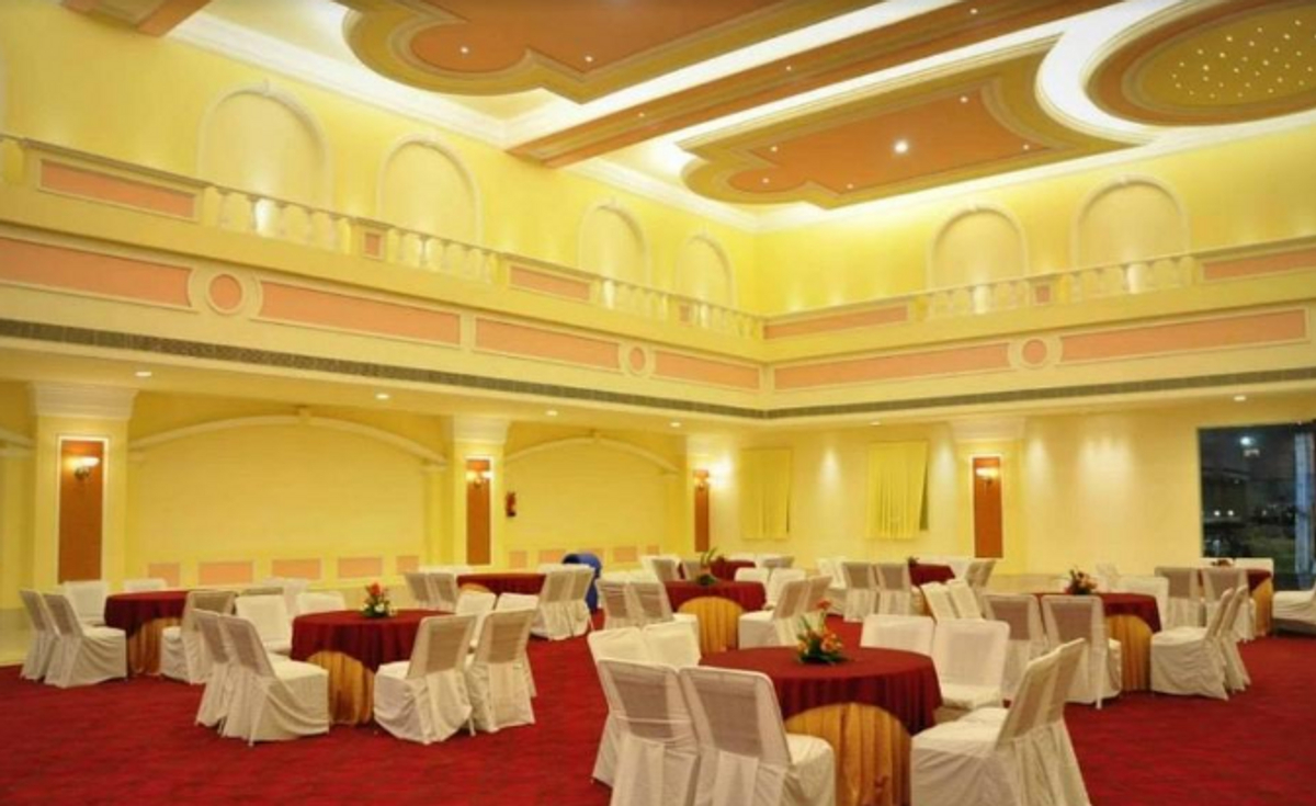 White Diamond in Mithapur, Jalandhar White Diamond in Mithapur, Jalandhar