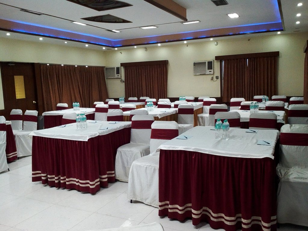 Hotel Executive Tower in Entally, Kolkata Hotel Executive Tower in Entally, Kolkata