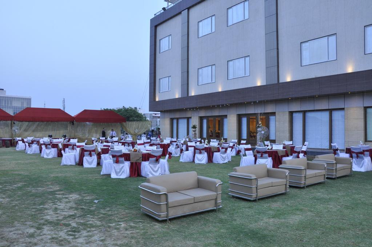 Sapna Clarks Inn in Vikas Nagar, Lucknow Sapna Clarks Inn in Vikas Nagar, Lucknow