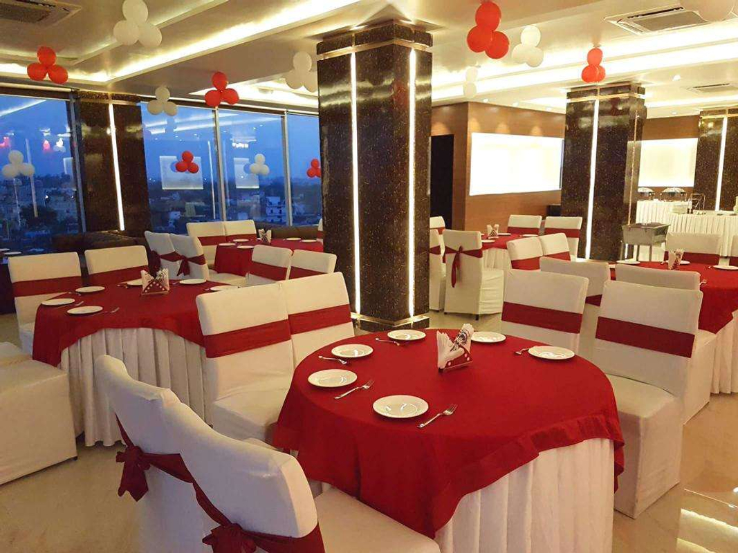 Skyhilton in Alambagh, Lucknow Banquet Hall VenueMonk