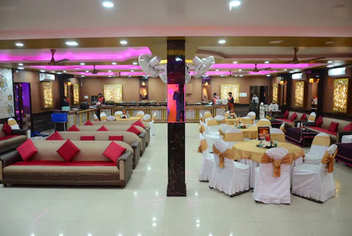 Hotel Rajhans Regency in Panchsheel Colony, Meerut Hotel Rajhans Regency in Panchsheel Colony, Meerut