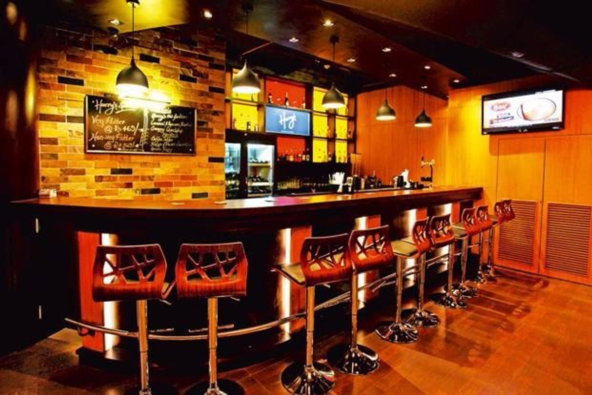 Harrys Bar Cafe in Powai, Mumbai Harrys Bar Cafe in Powai, Mumbai