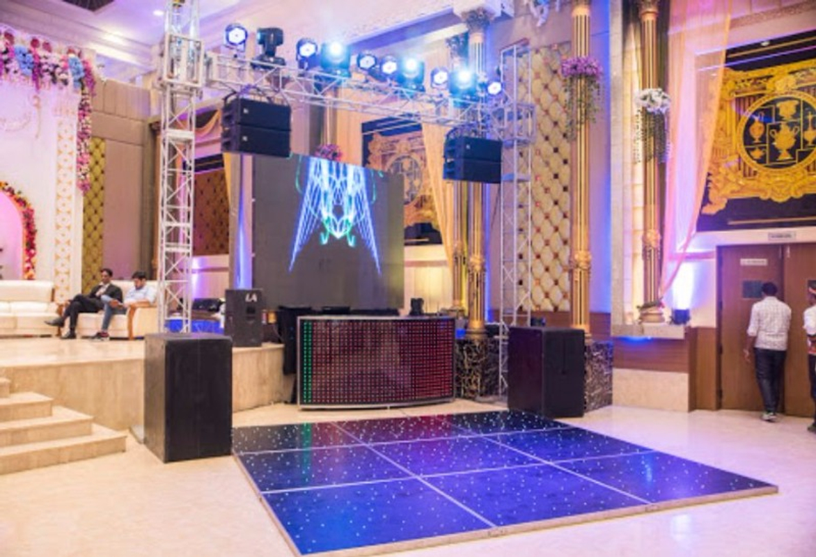 Diamond Crown in Sector 51, Noida Diamond Crown in Sector 51, Noida
