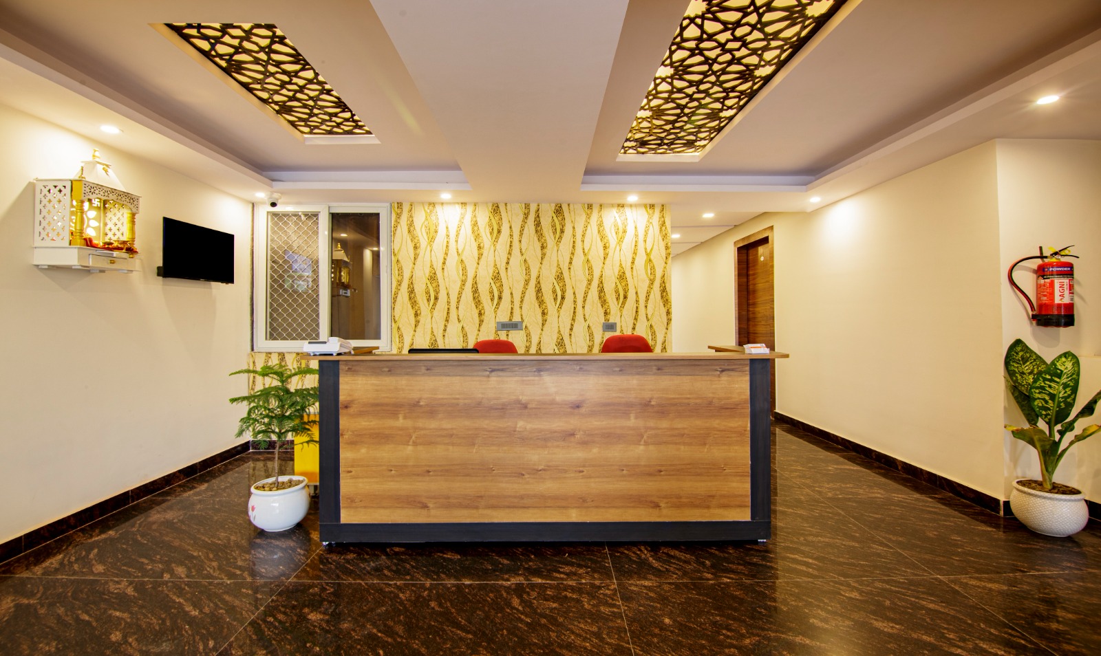 Hotel Grand Vista And banquet
