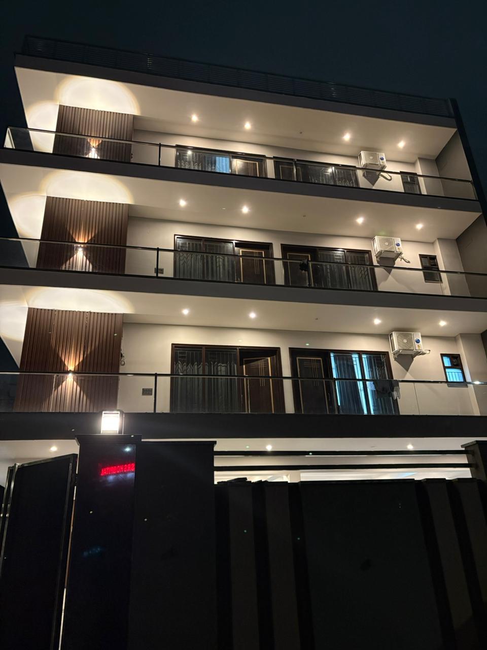 Radiant Blu Hotel & Banquet