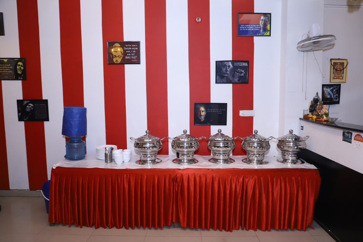 Silver Spoons in Sector 44, Noida Silver Spoons in Sector 44, Noida
