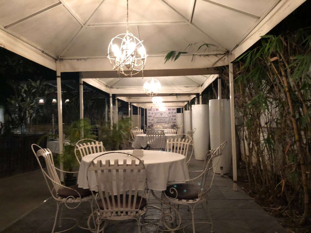 1 Lounge in Koregaon Park, Pune 1 Lounge in Koregaon Park, Pune