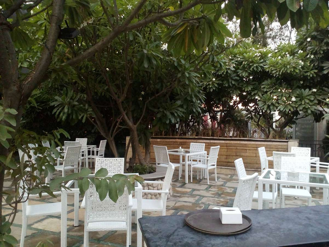 1 Lounge in Koregaon Park, Pune 1 Lounge in Koregaon Park, Pune