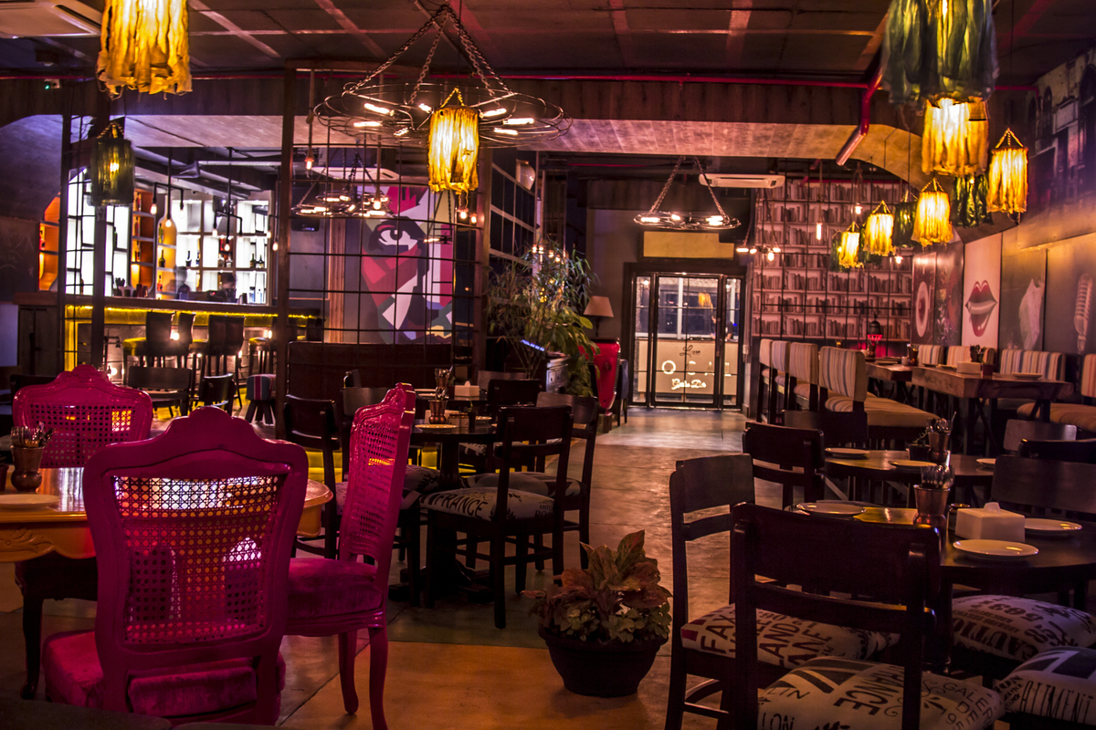 Local Gastro Bar in Koregaon Park, Pune Bar and Pub VenueMonk