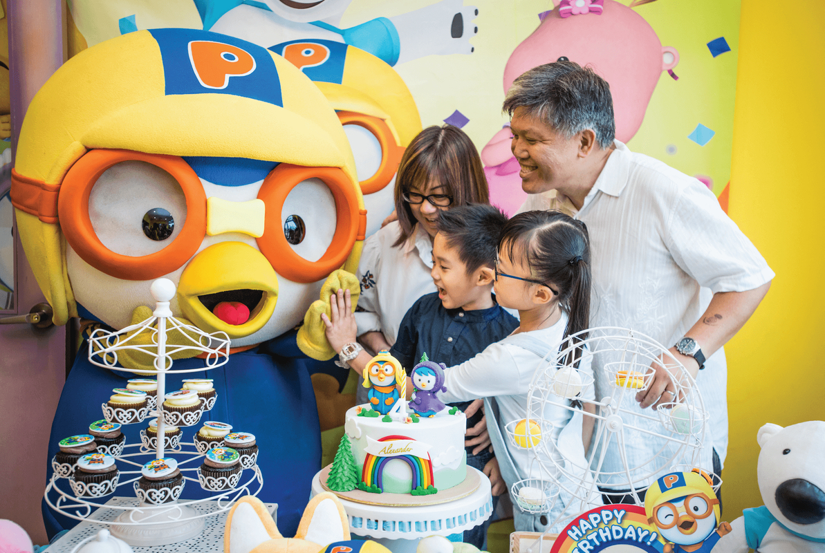 Pororo Park in Raffles Place, Singapore Pororo Park in Raffles Place, Singapore