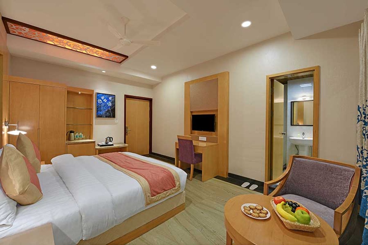 Hotel Yois in Roop Sagar, Udaipur Hotel Yois in Roop Sagar, Udaipur