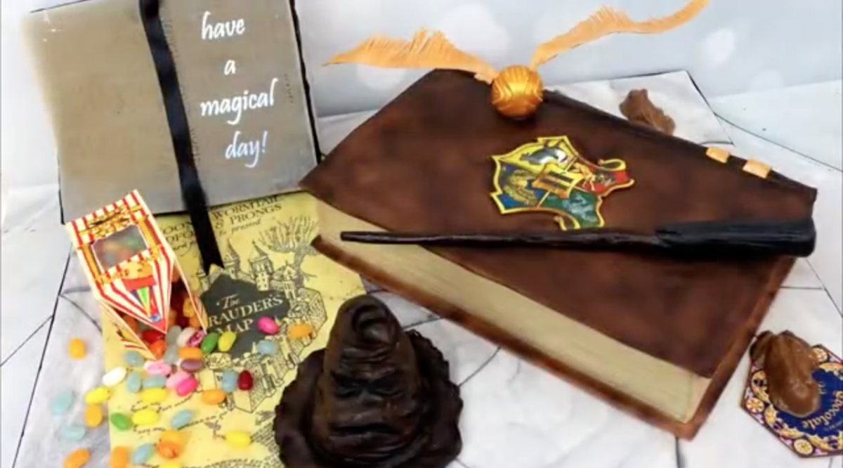 Magical Harry Potter Cake [video]