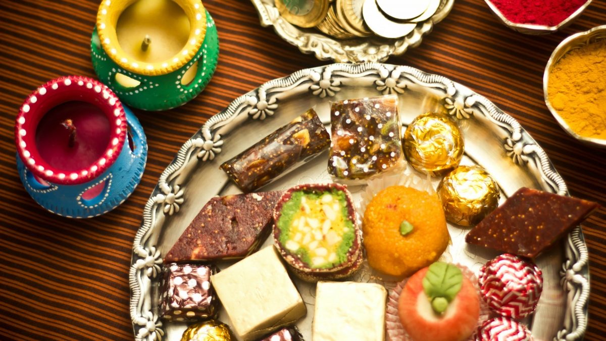 Mouth Watering Food Menu For A Perfect  Corporate Diwali Party