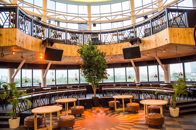 VM Picks: This Insta-Worthy Brewery in Gurgaon is an Ideal Corporate Party Venue!