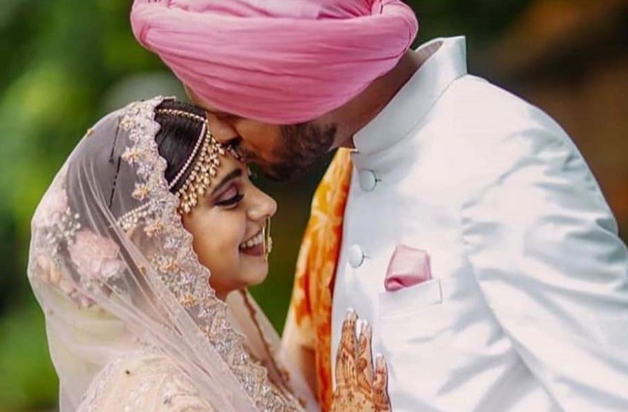 Tv Actress Niti Taylor and Parikshit Bawa's Wedding Photos